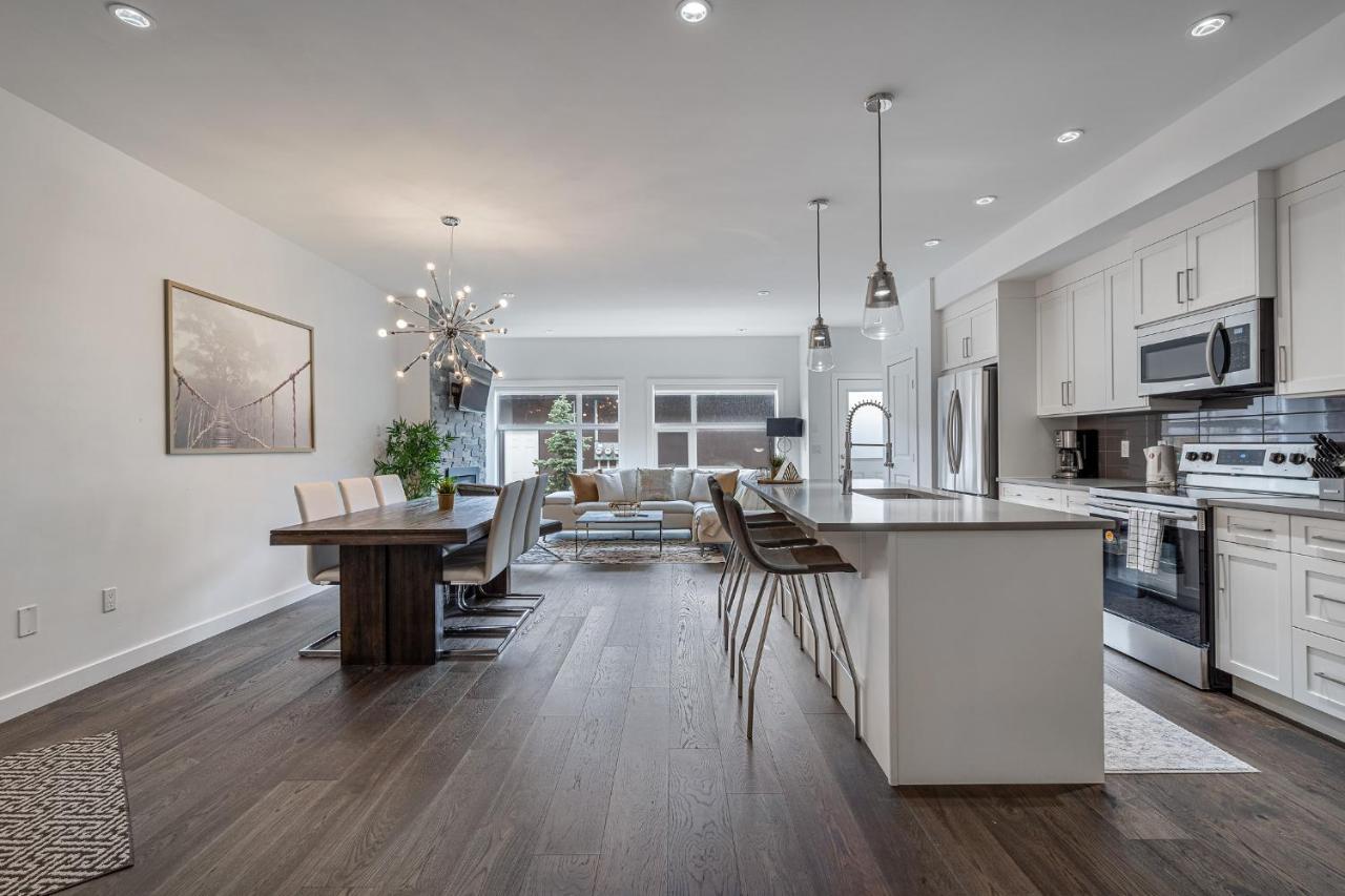 Contemporary Luxury 4 Bedroom House Near Downtown YYC Kültér fotó