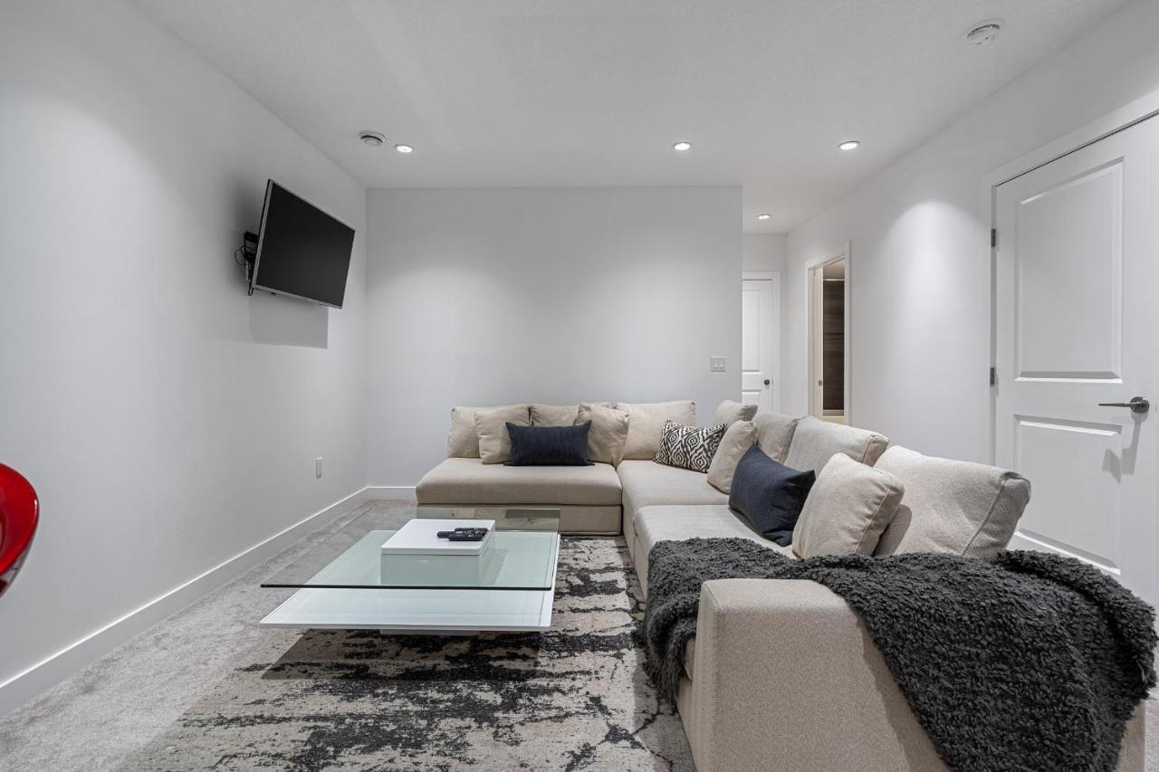 Contemporary Luxury 4 Bedroom House Near Downtown YYC Kültér fotó
